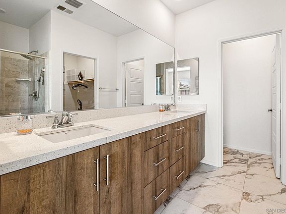 5th image of 5405 Beach Grass Ln #5405
