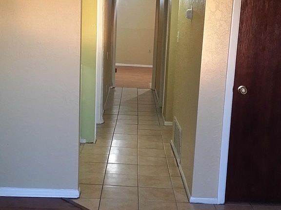 2nd image of 812 Chelwood Park Blvd NE #C