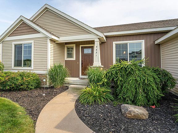 3rd image of 4631 Wren Dr SE