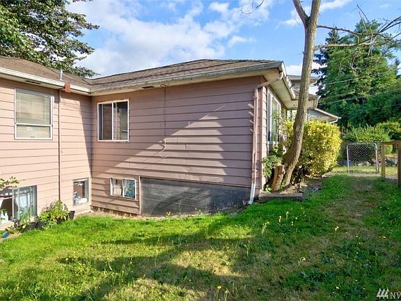 5th image of 6105 McDougall Ave #B
