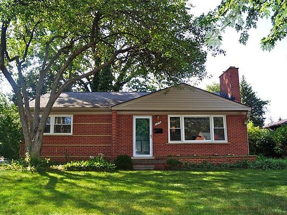 2nd image of 1476 Kirtland Dr