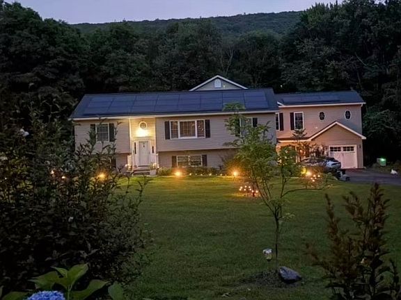 5th image of 32 Woodland Dr