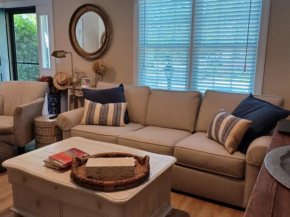 21B Saint Andrews Way #21B, East Falmouth, MA 02536