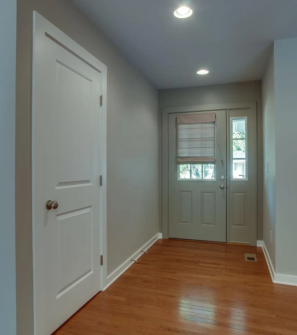 3 bed, 2.0 bath, 1432 sqft, $2,600 — Photo 4