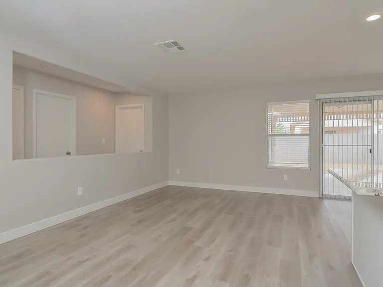 705 Orchid Tree Ln — Photo 7