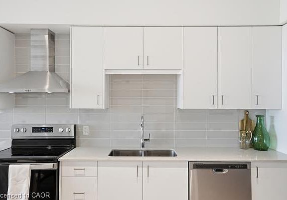 5th image of 50 Grand Ave S #1905