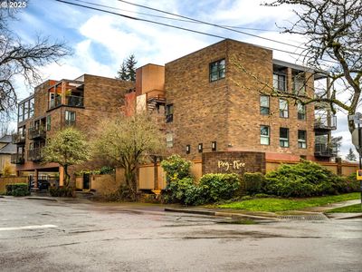 100 Leonard St APT 3, Lake Oswego, OR, 97034