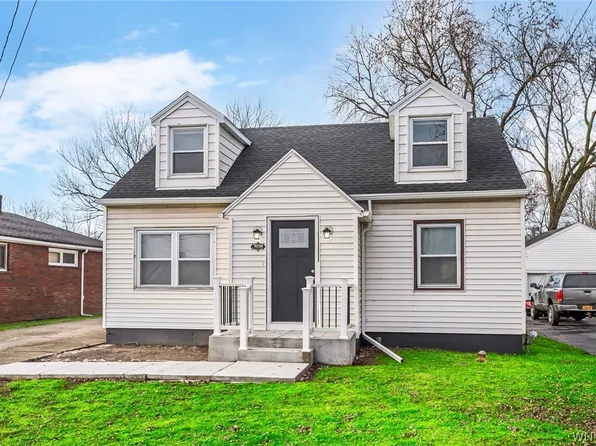 7026 Packard Rd, Niagara Falls, NY 14304