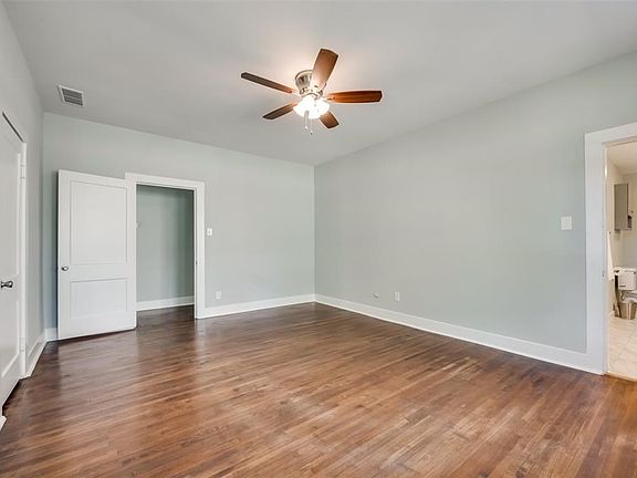 4th image of 5319 Denton Dr