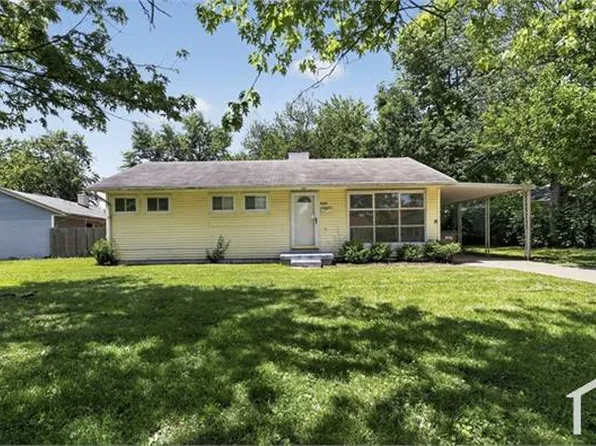 4225 Otis Dr, Dayton, OH 45416