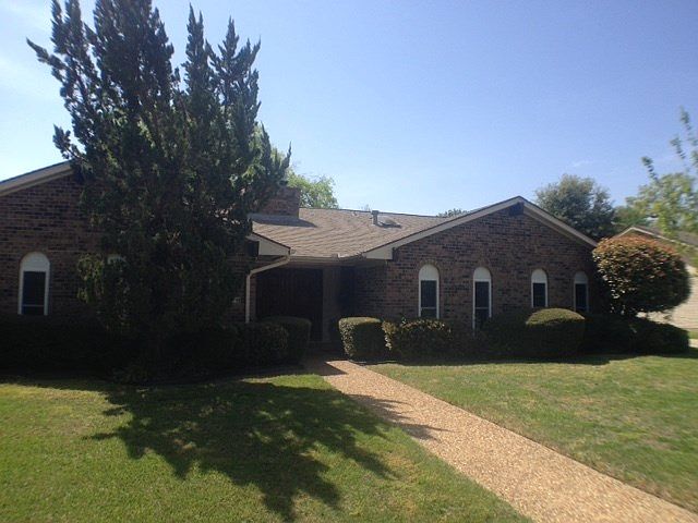 1st image of 510 Hanover Ln