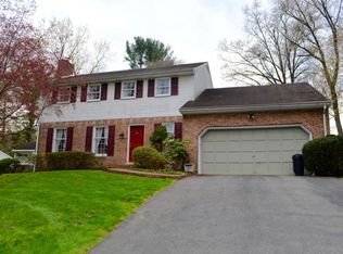 212 School House Rd, Lancaster, PA 17603