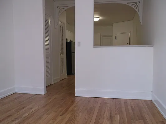 Rented by Oxford Property Group | media 10