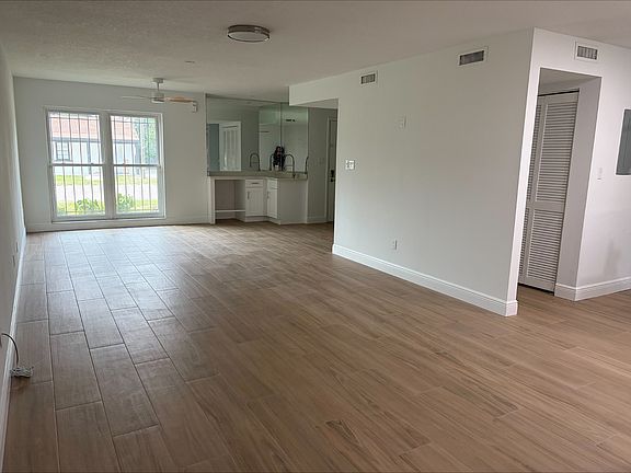 5th image of 3418 W Saint Conrad St