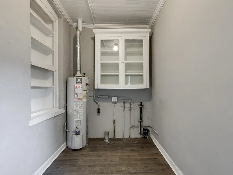 6 S Mulberry St — Photo 10