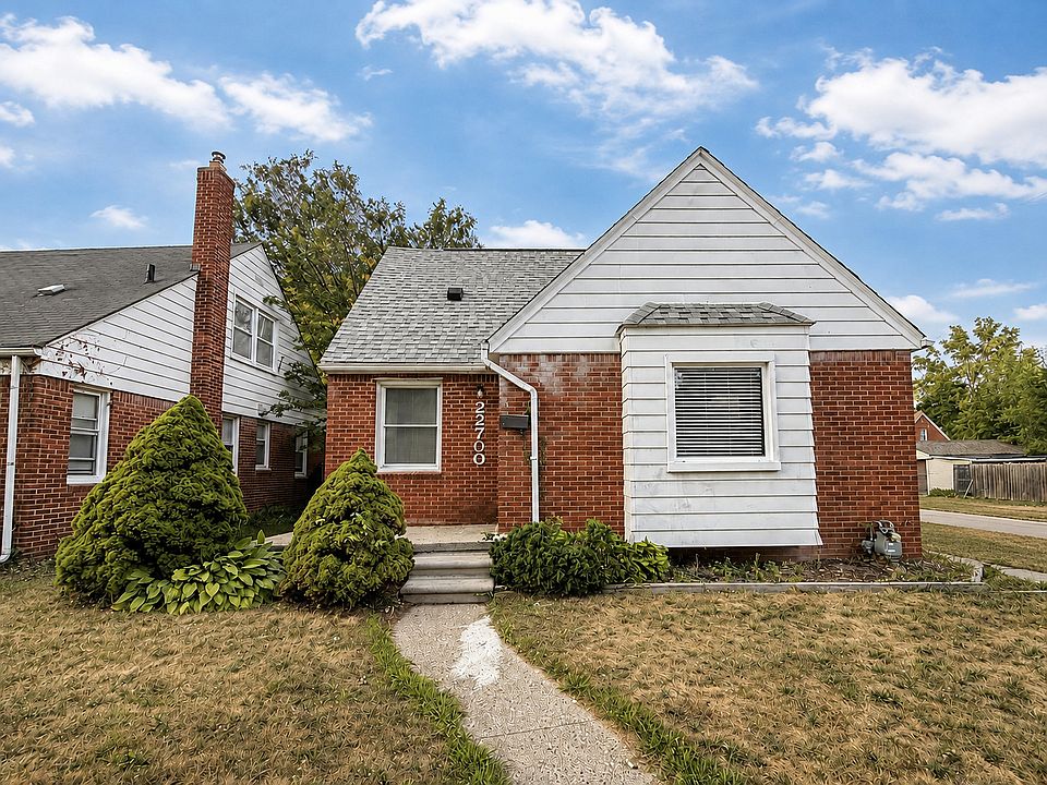 1st image of 22700 W Chicago St