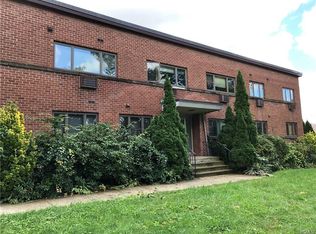 40 S Middletown Rd APT 4, Pearl River, NY 10965