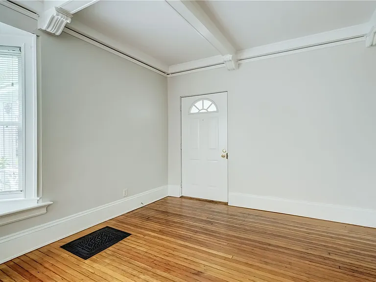 190 Dartmouth St #1 — Photo 7