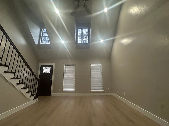 2nd image of 1701 Jeffrey Bryan Dr