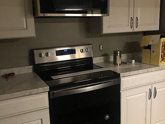 5th image of 104 Chadwick Ct