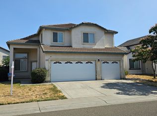 8993 Robbins Rd, Sacramento, CA 95829