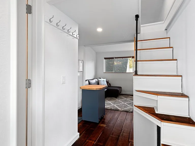 6915 NE 23rd Ave #C — Photo 10