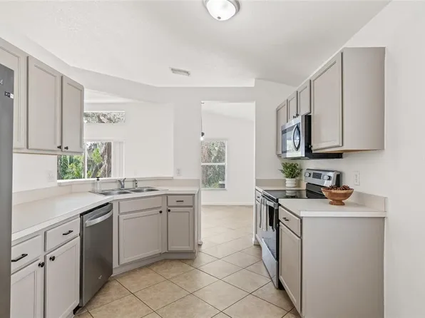 13102 Early Run Ln, Riverview, FL 33578