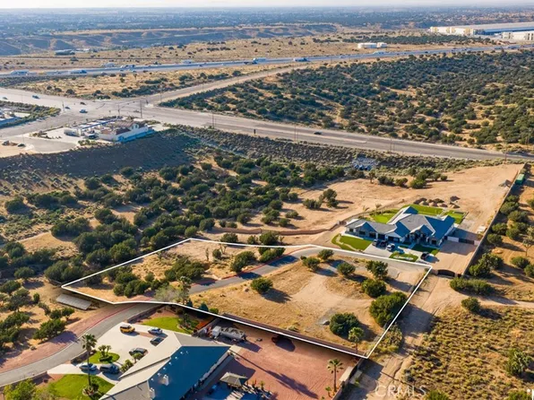 7170 Coriander Trl, Oak Hills, CA 92344
