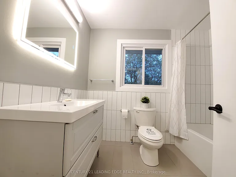 45 Bayview Dr — Photo 12