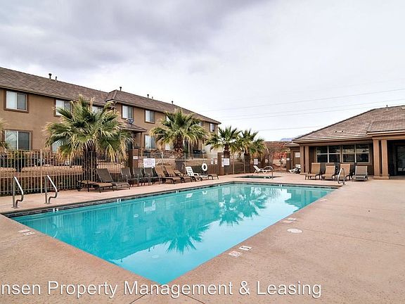 5th image of 1000 E Bluff View Dr Unit 131
