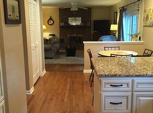 2836 Countryside Dr, Lancaster, PA 17601