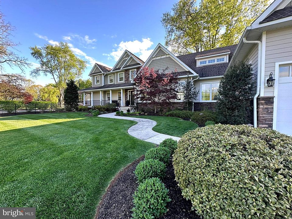 2nd image of 5389 Carversville Rd