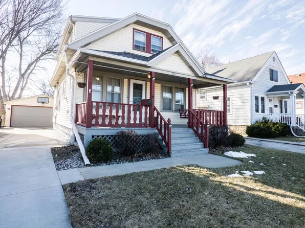 1307 South 84th STREET, West Allis, WI 53214