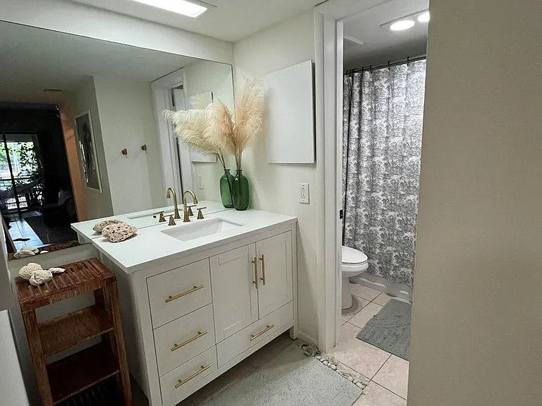 2307 S Cypress Bend Dr #207A — Photo 10