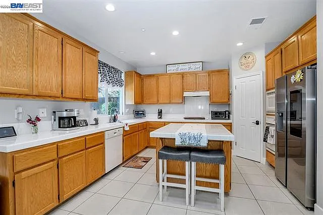 2913 Haddington Ct — Photo 6