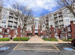 1625 International Dr Unit 401, Mc Lean, VA 22102