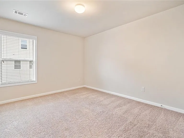371 Franklin Ln — Photo 17