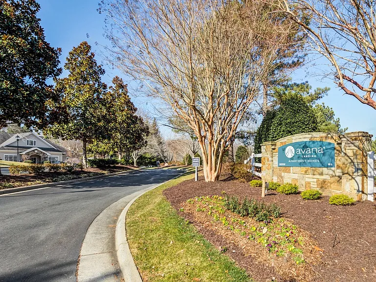 Avana Landing — Photo 28