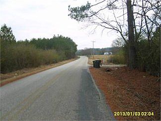 2nd image of 2231 Camp Brownie Rd