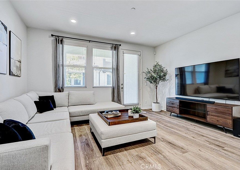 629 S Kinney Way, Anaheim, CA 92805 | MLS #PV26093709 | Zillow