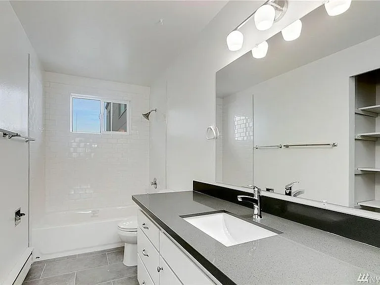 2637 NW 63rd St #3 — Photo 6