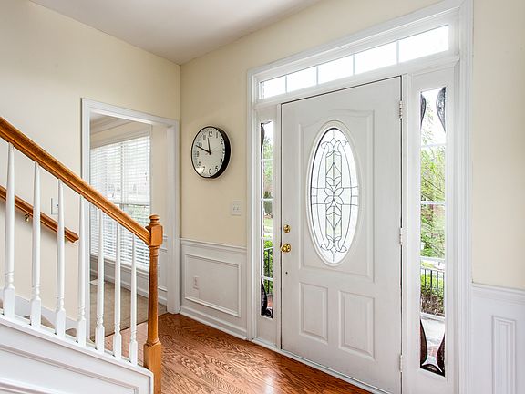5th image of 160 Kirkland Dr
