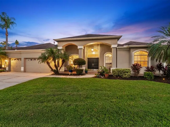1253 Deerbourne Dr, Zephyrhills, FL 33543