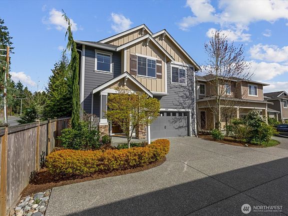 3rd image of 21207 41st Avenue SE