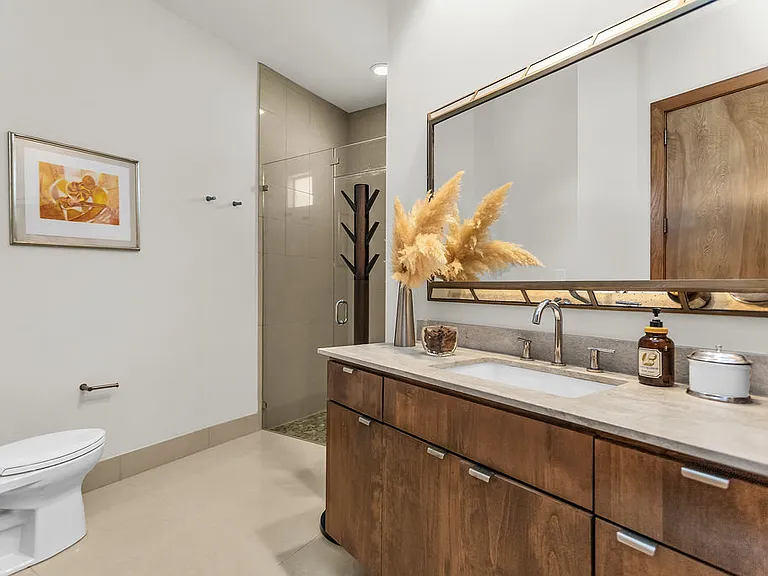 10027 Hillsdale Ln — Photo 21
