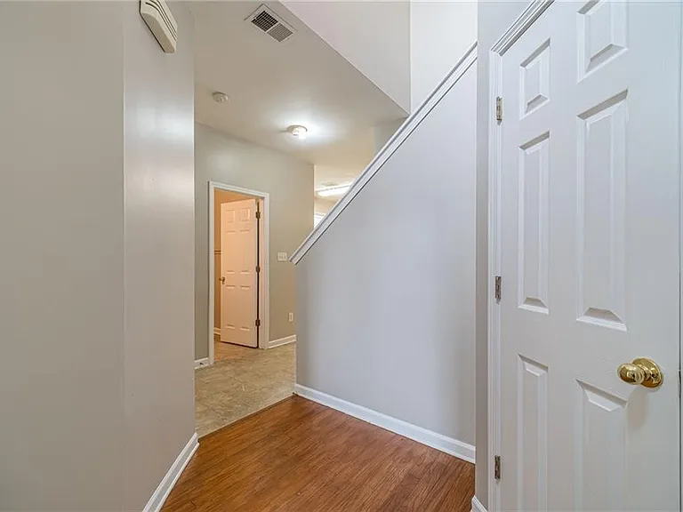 1191 Primrose View Cir — Photo 7