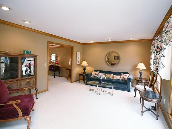 4th image of 5033 Winchell Ct