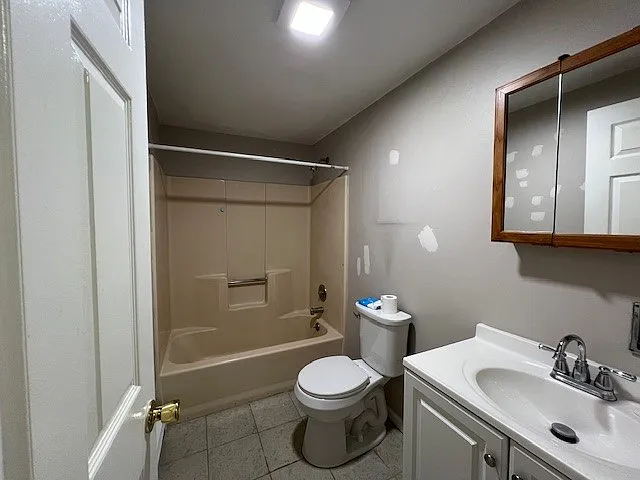 823 Martin St #B — Photo 10