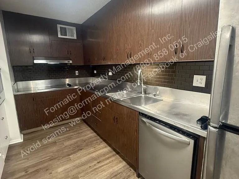 1561 Kanunu St #505 — Photo 5