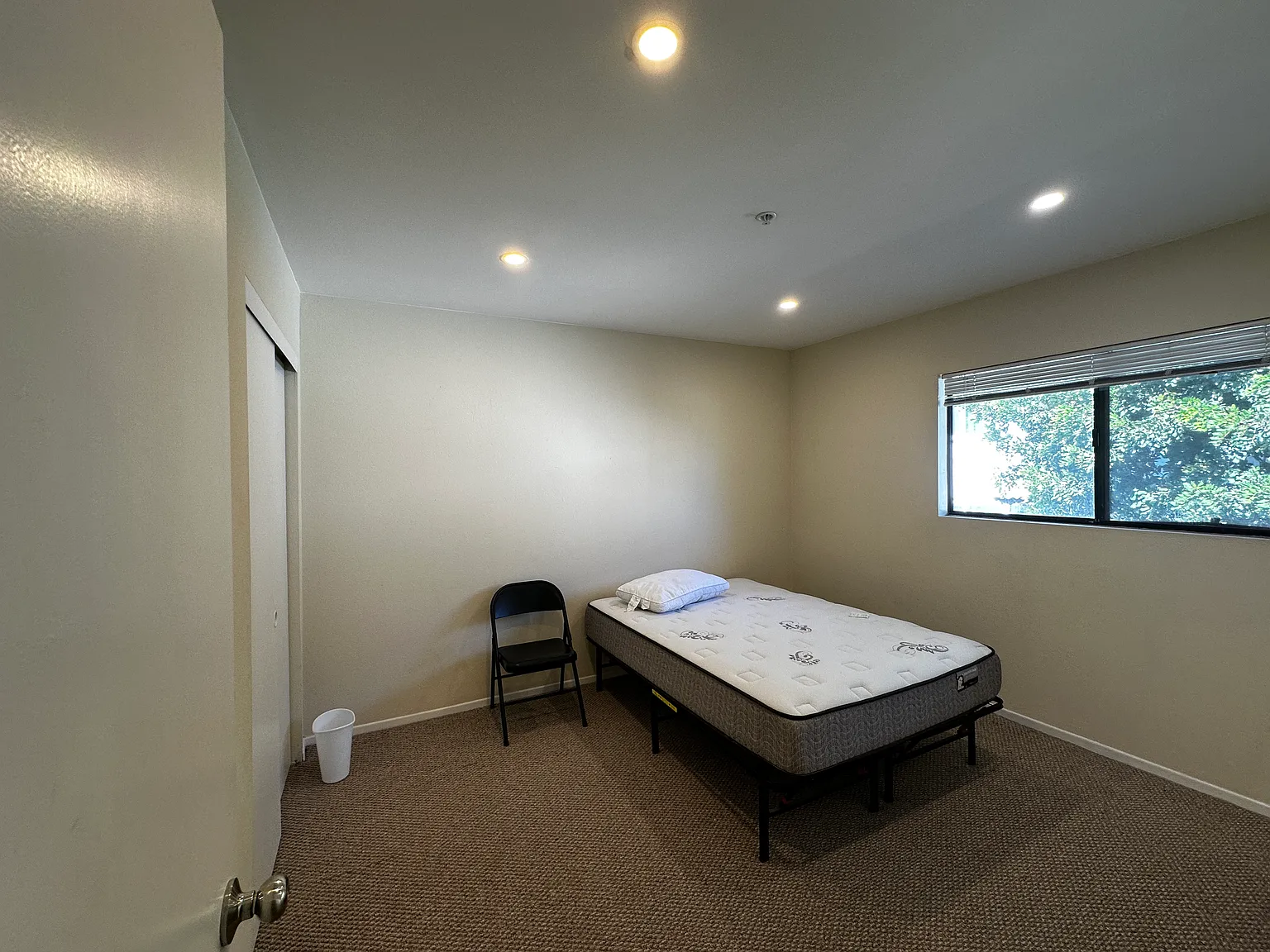 1 bed, $1,400 — Photo 1